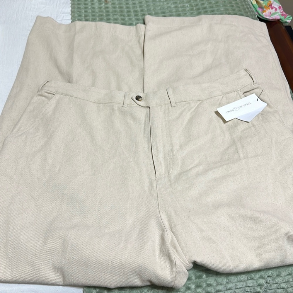 NWT -  High waisted wide-leg trousers. Never worn
